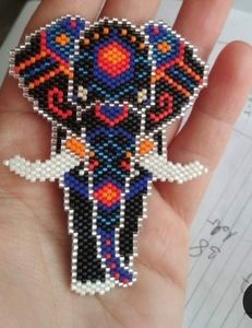 Flat beaded medallion